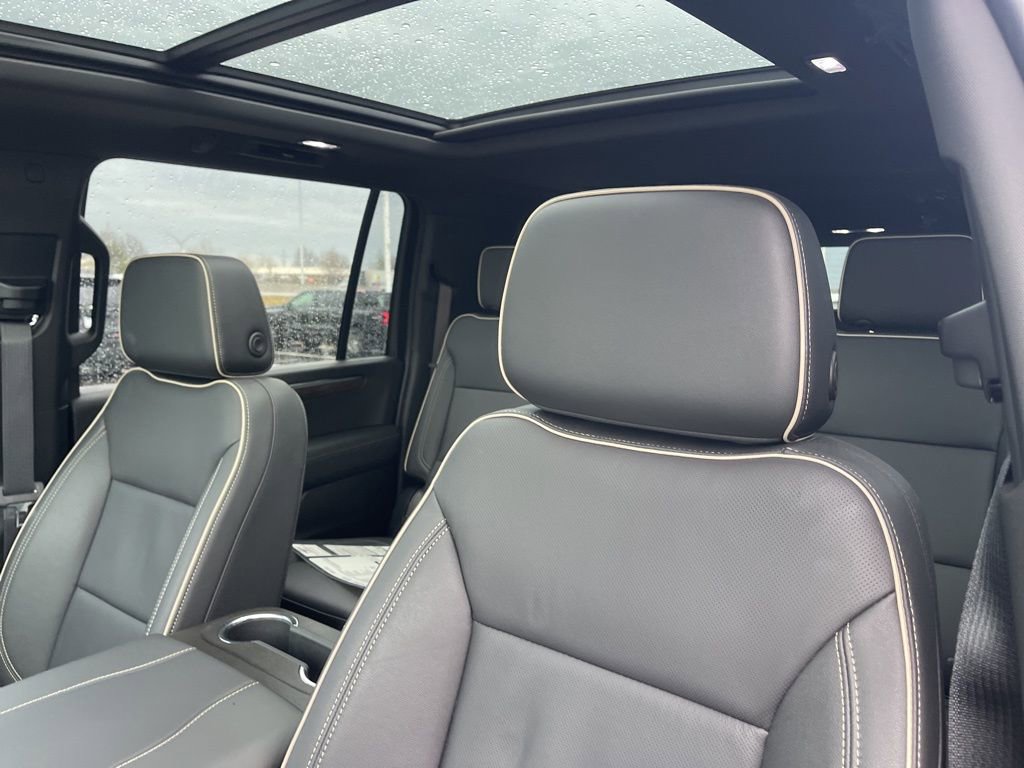 Certified 2026 Chevrolet Suburban Premier w/ Sun And Tow Package image 24