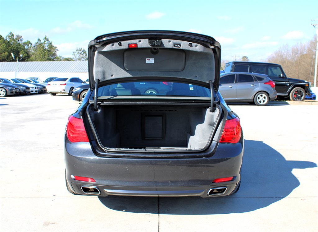 Used 2012 BMW 750Li xDrive AWD/4WD image 34