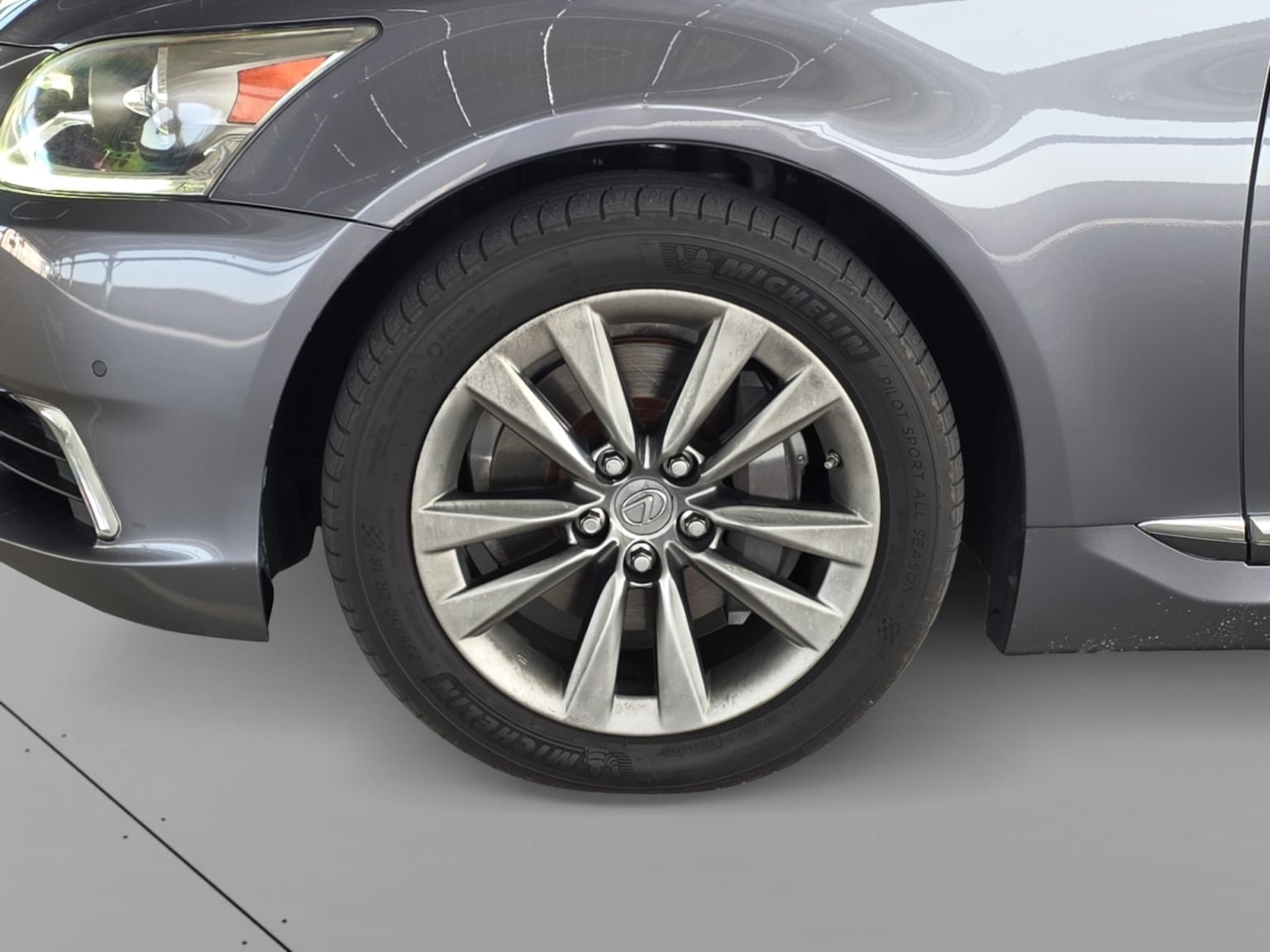 Used 2014 Lexus LS 460 w/ Comfort Package RWD image 5