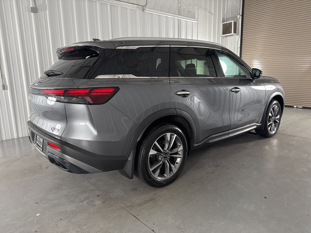 Certified 2024 INFINITI QX60 Luxe image 7
