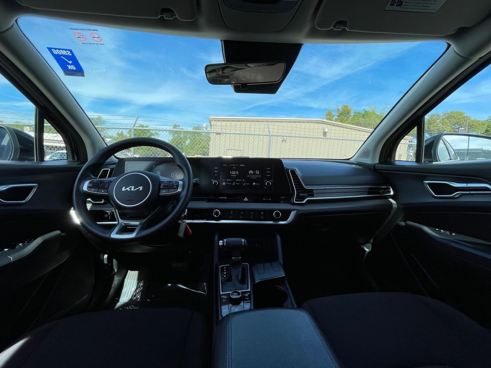 Used 2025 Kia Sportage LX image 32