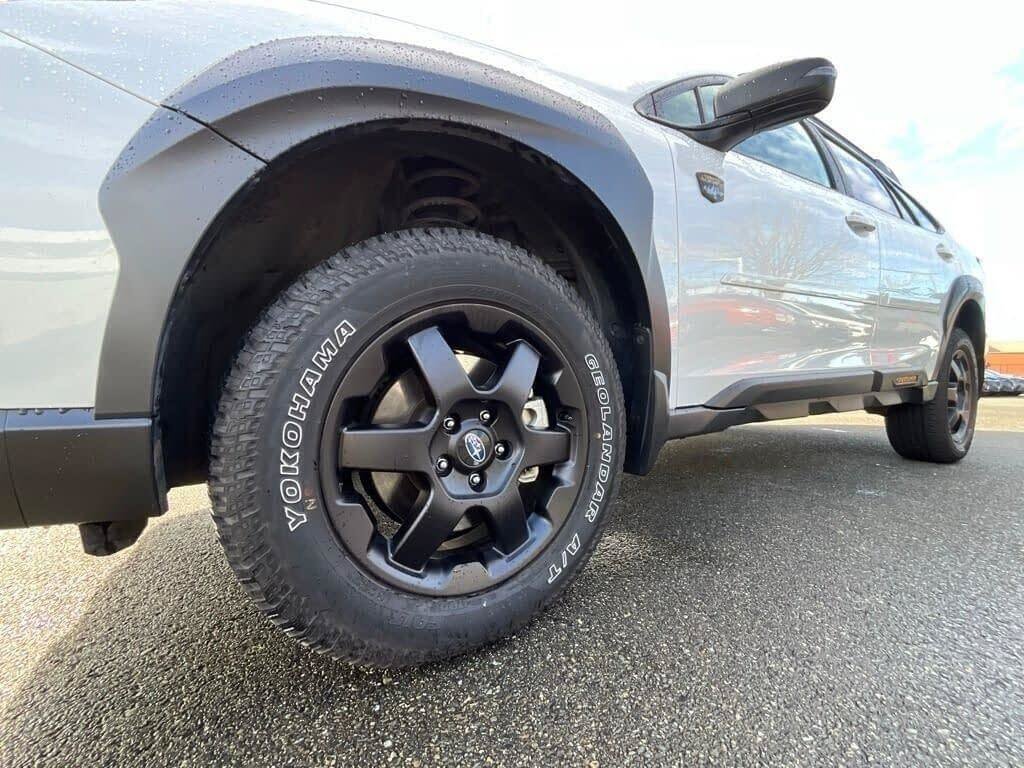 Certified 2025 Subaru Outback Wilderness AWD/4WD image 10