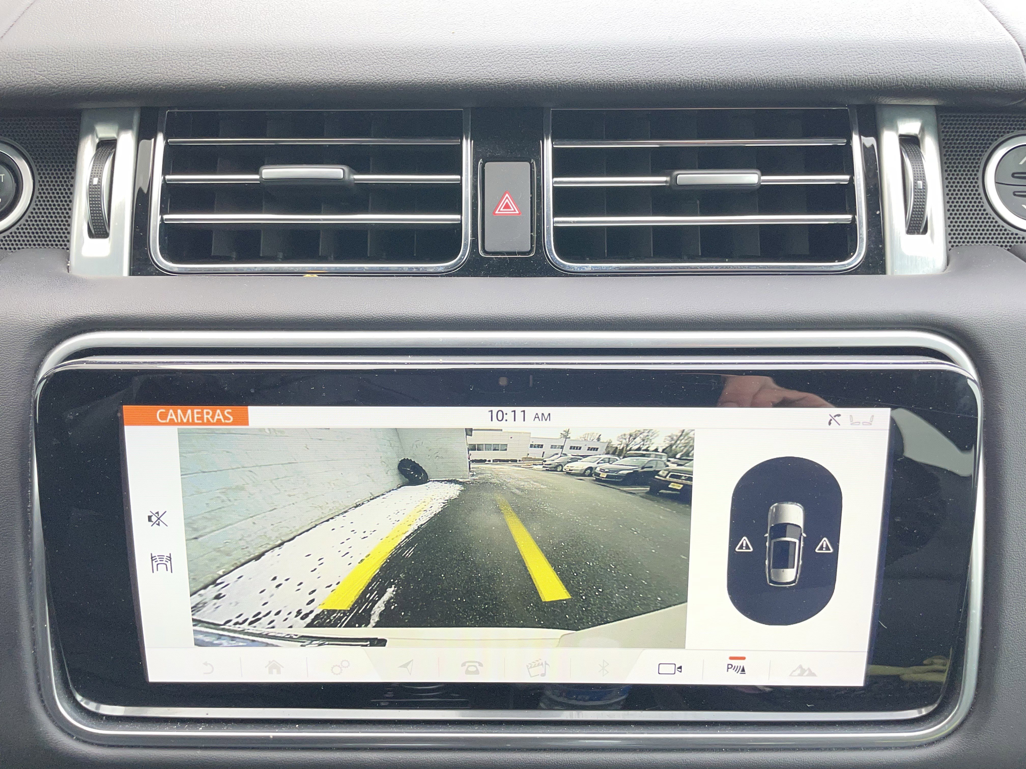 Used 2020 Land Rover Range Rover HSE image 28