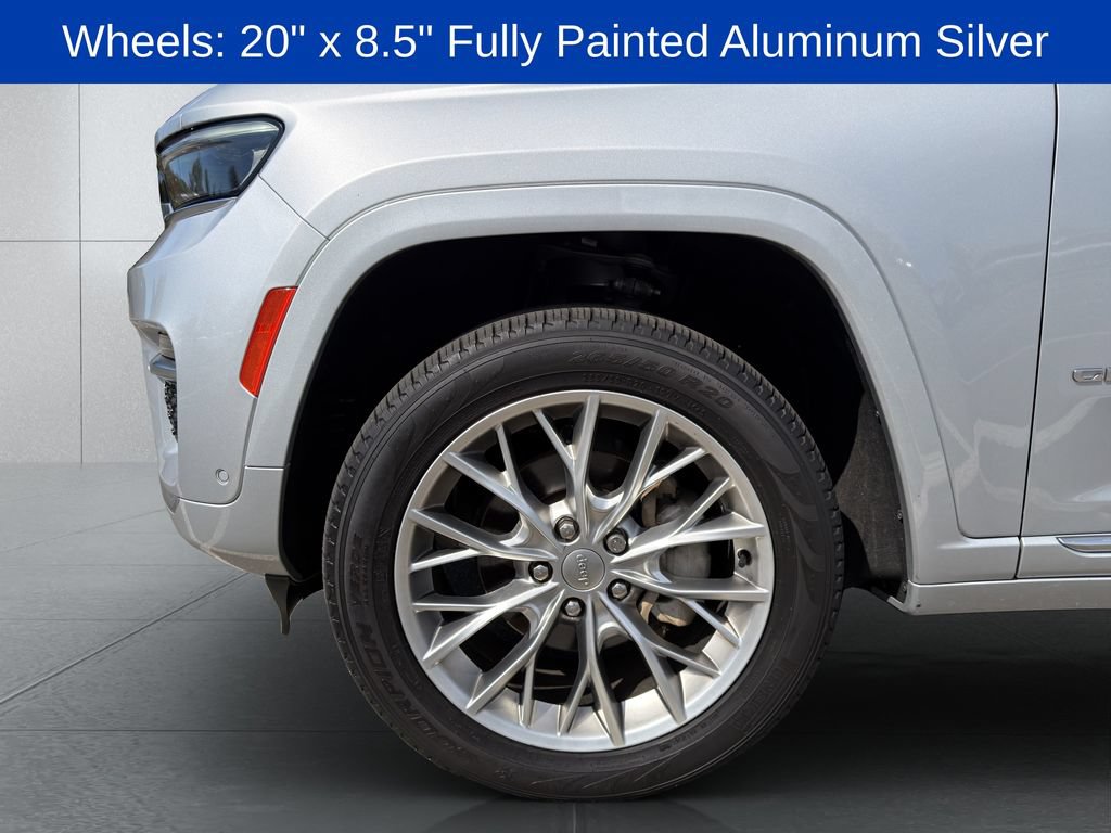 Used 2023 Jeep Grand Cherokee Summit AWD/4WD image 23