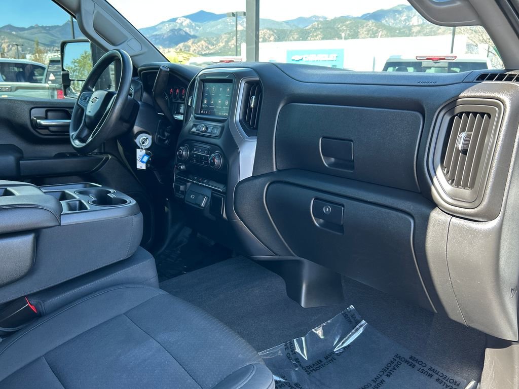 Used 2020 Chevrolet Silverado 2500 Custom w/ Custom Value Package AWD/4WD image 8