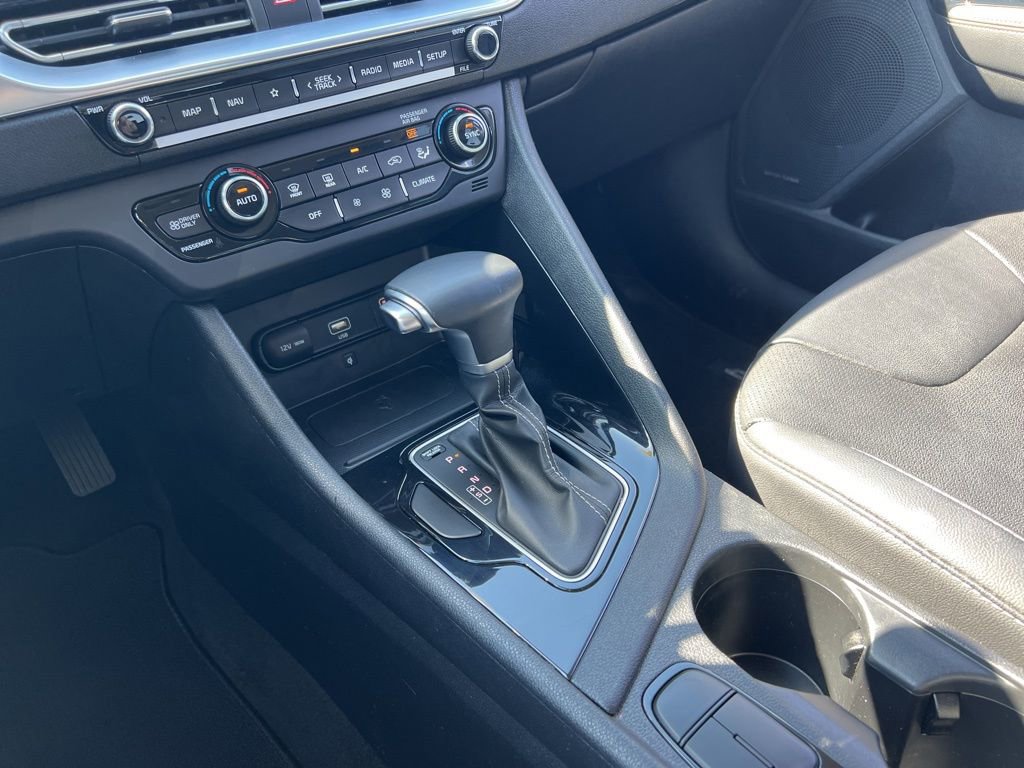Used 2022 Kia Niro Touring Special Edition FWD image 20
