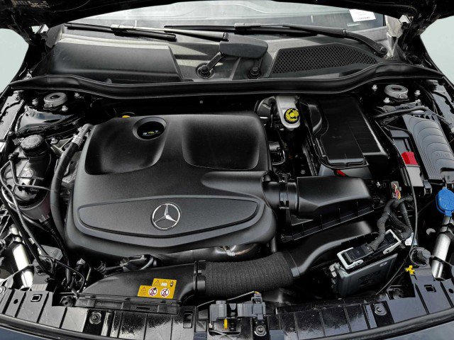 Used 2020 Mercedes-Benz GLA 250 4MATIC image 56
