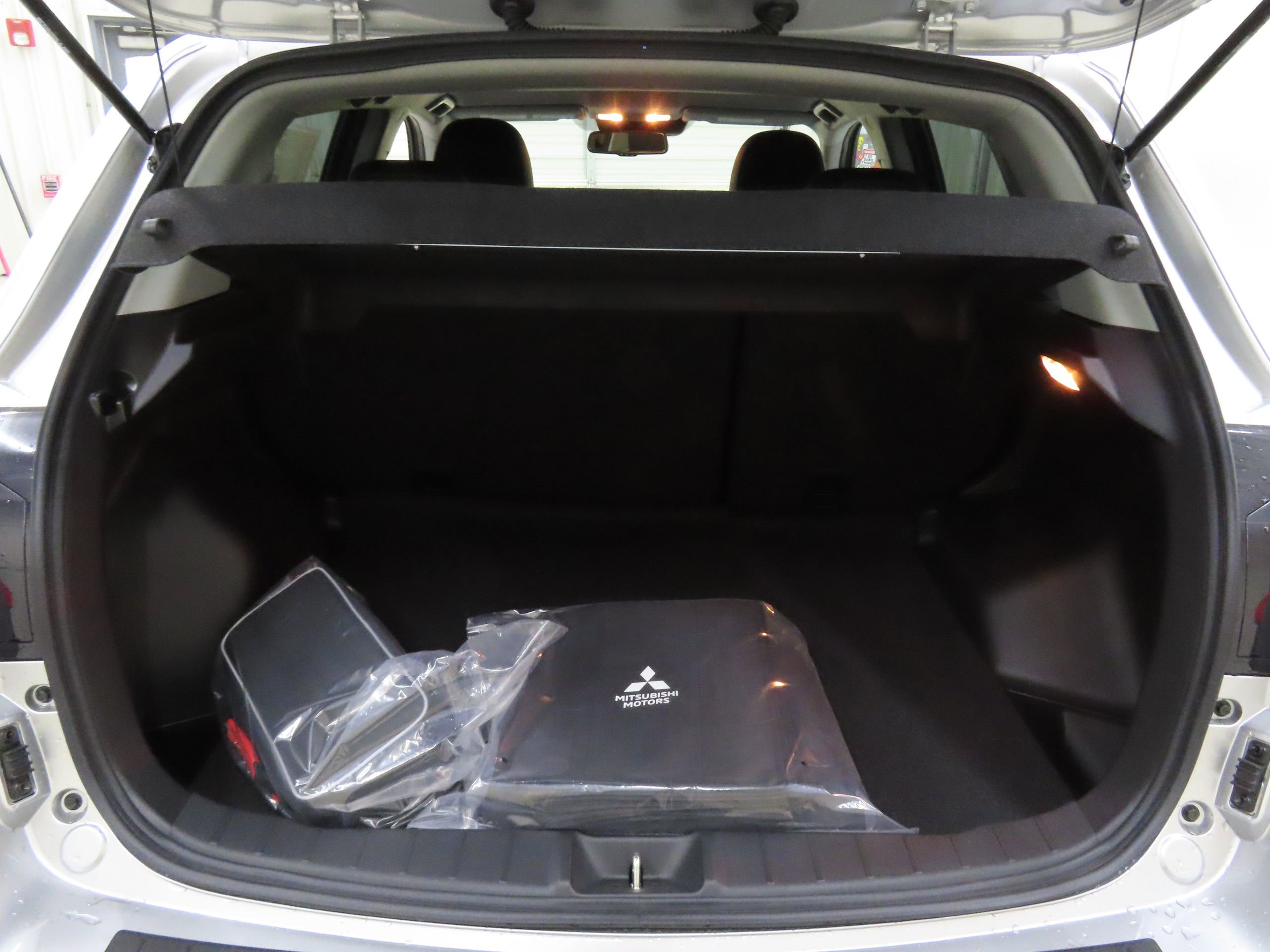 New 2025 Mitsubishi Outlander Sport SE image 21