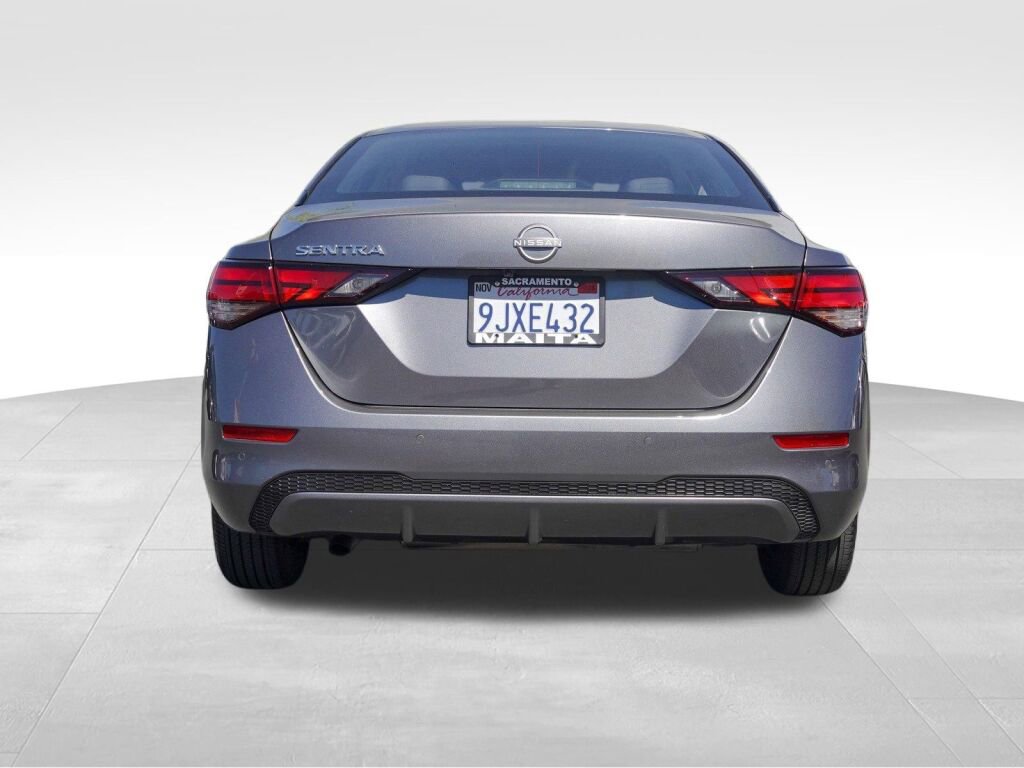 Used 2024 Nissan Sentra S image 4