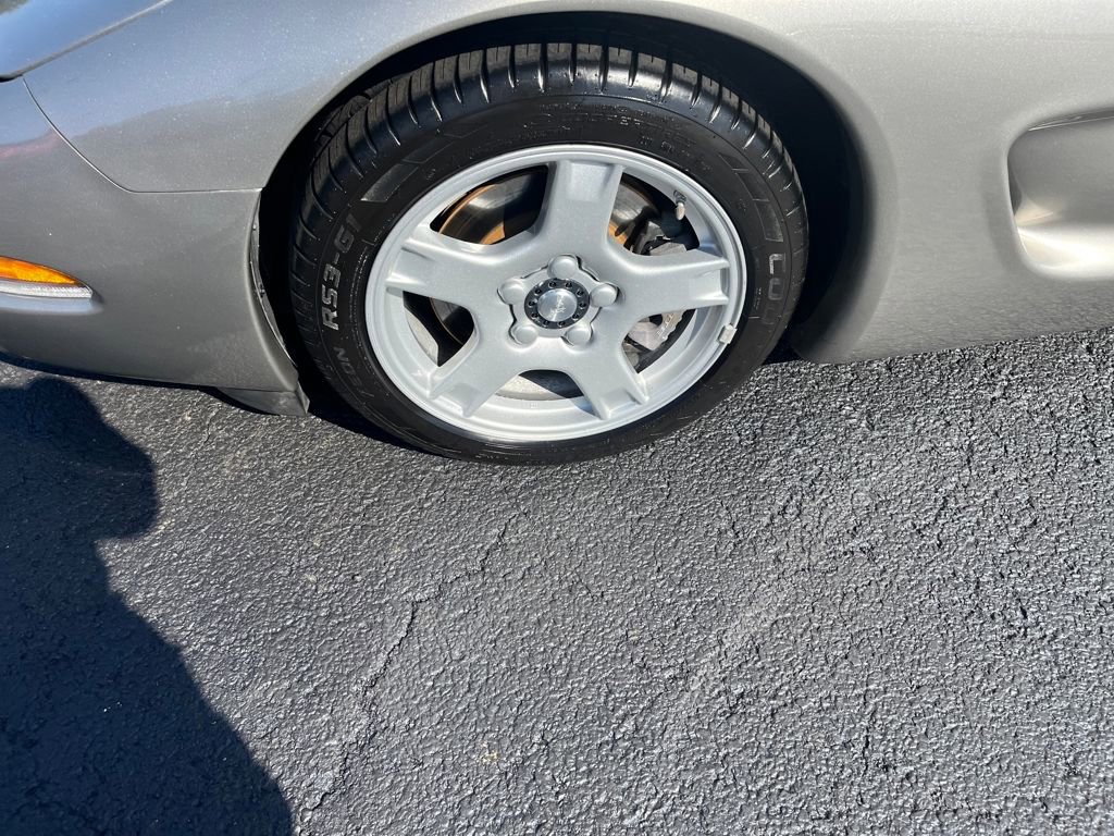 Used 1999 Chevrolet Corvette Coupe w/ Memory Pkg image 26