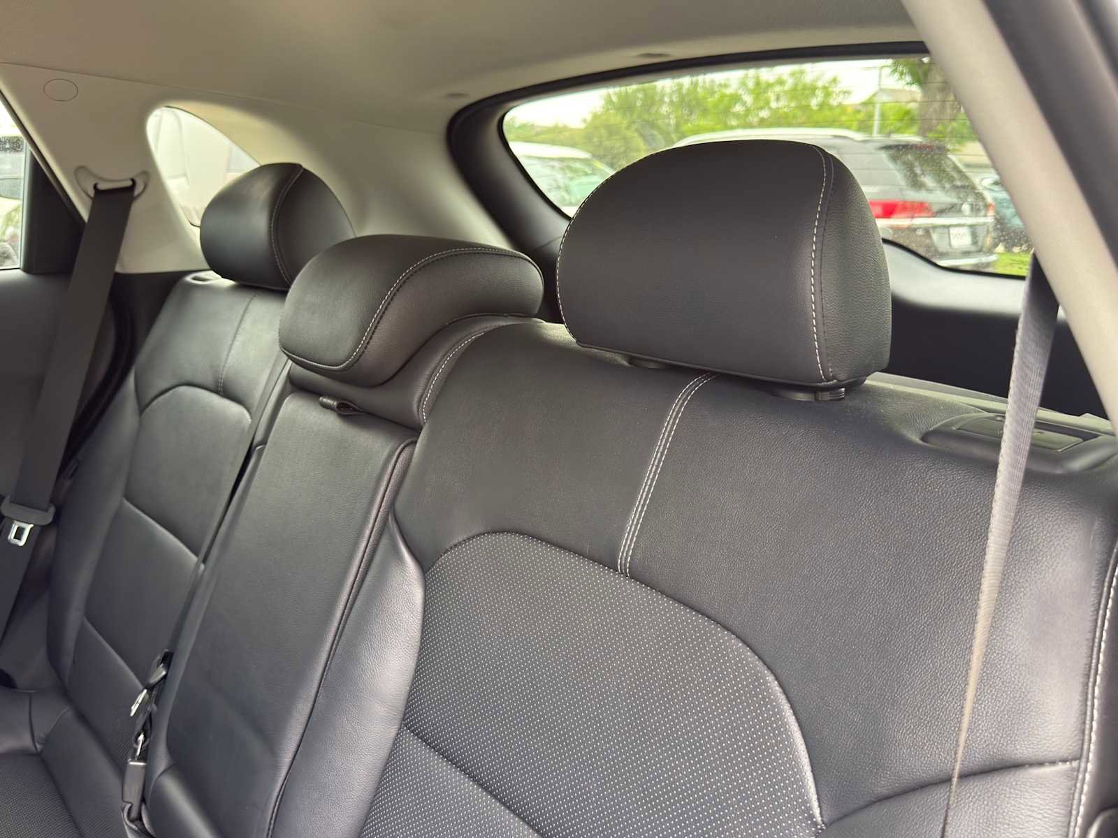Used 2018 Kia Niro EX w/ EX Premium Package FWD image 28