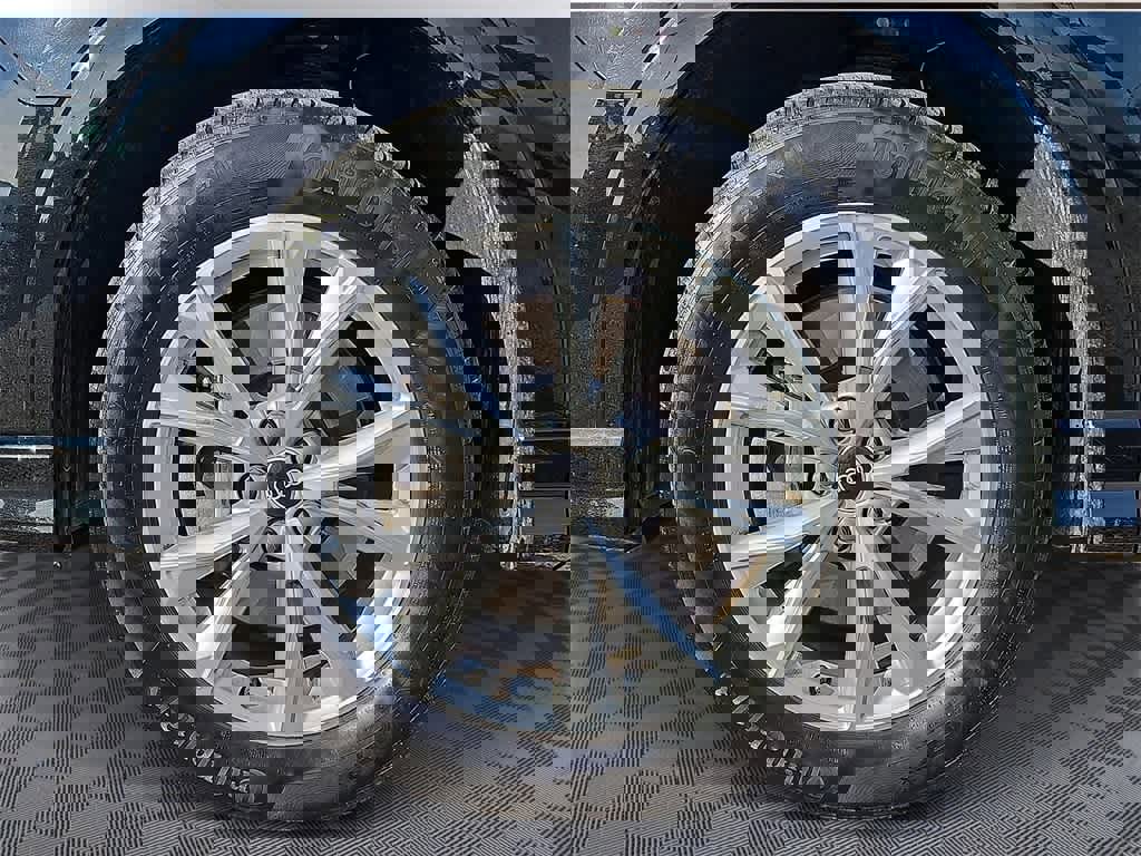 Used 2024 Audi Q3 2.0T Premium image 7