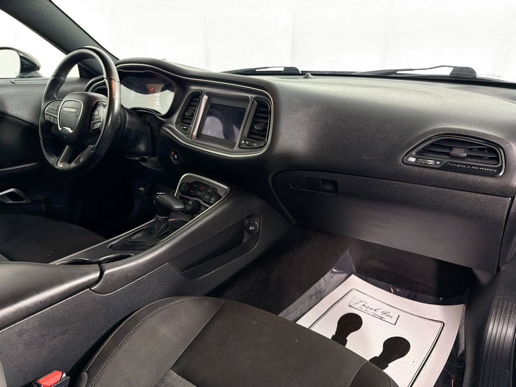 Used 2019 Dodge Challenger R/T w/ Driver Convenience Group image 28