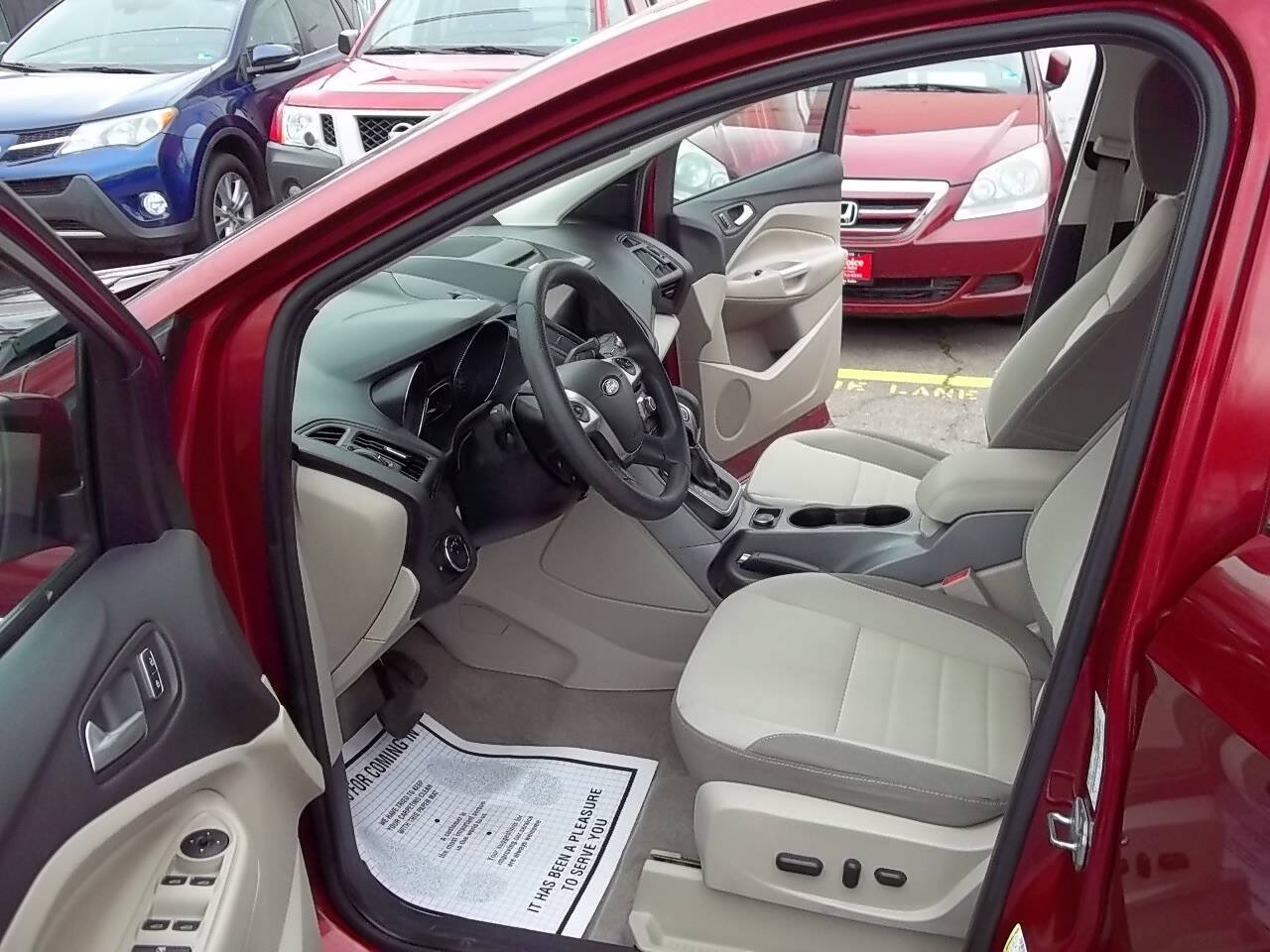 Used 2014 Ford Escape SE w/ Equipment Group 201A FWD image 7