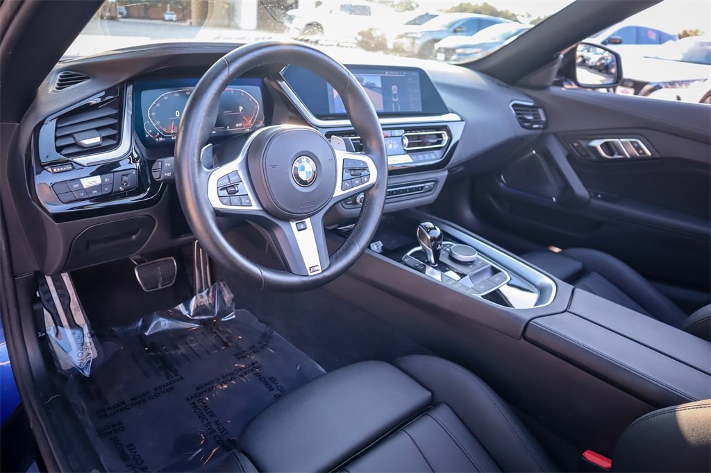 Used 2025 BMW Z4 sDrive30i image 8