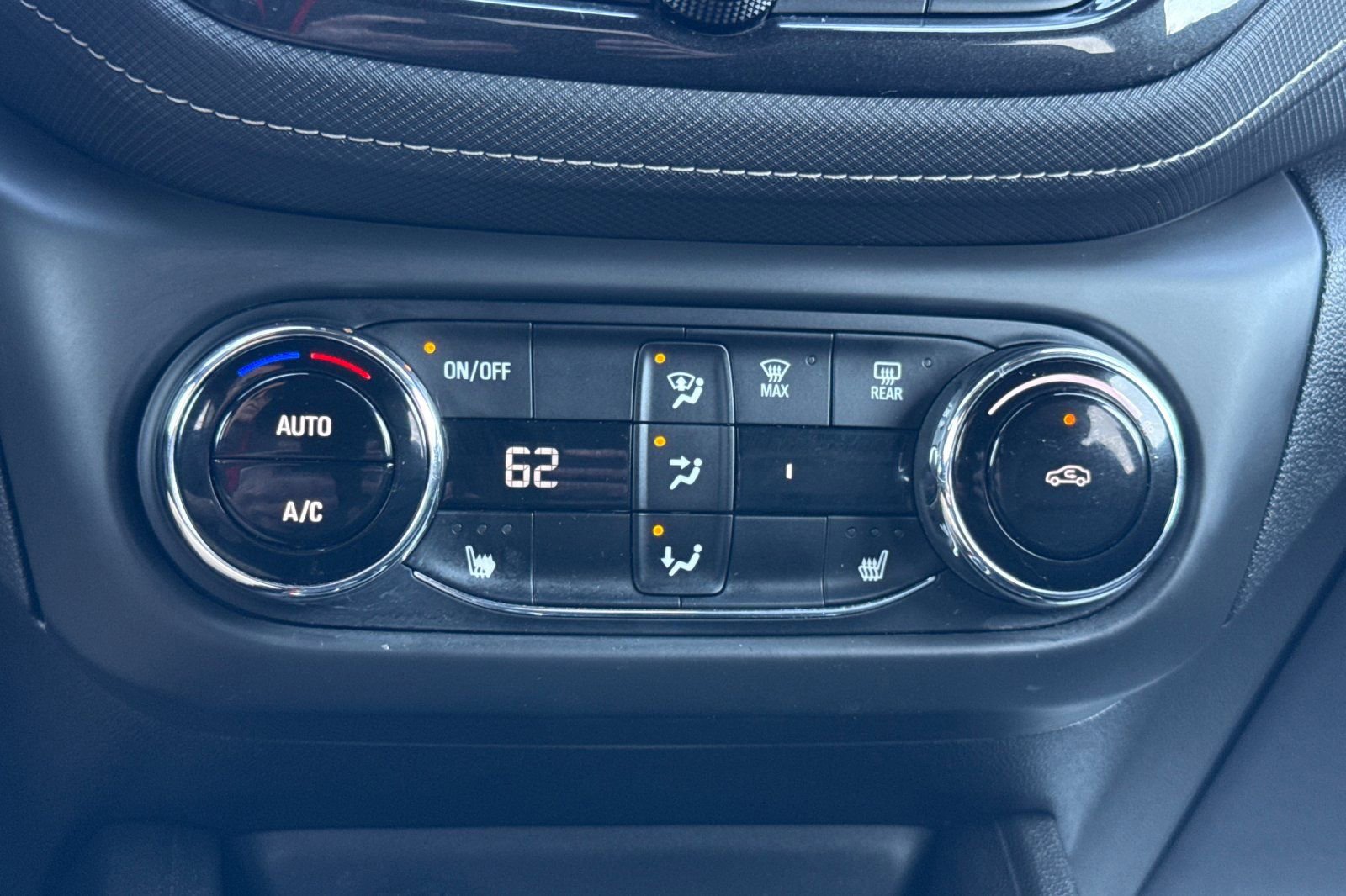 Used 2021 Chevrolet TrailBlazer ACTIV w/ Convenience Package image 28