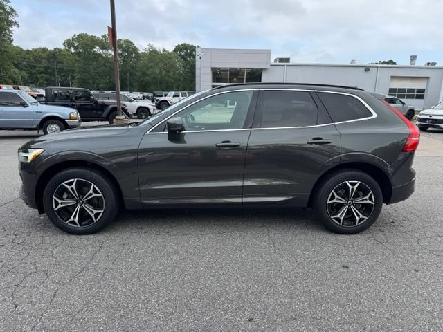 Used 2022 Volvo XC60 B5 Momentum w/ Climate Package AWD/4WD image 8