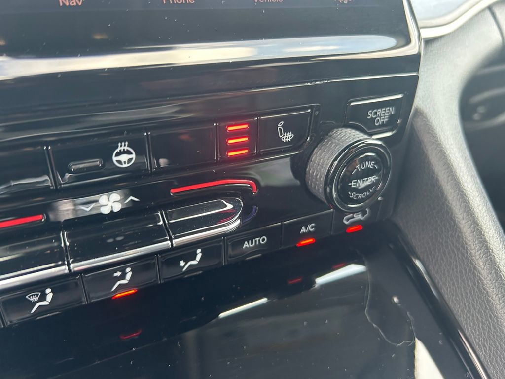 Used 2022 Jeep Grand Cherokee Limited image 35