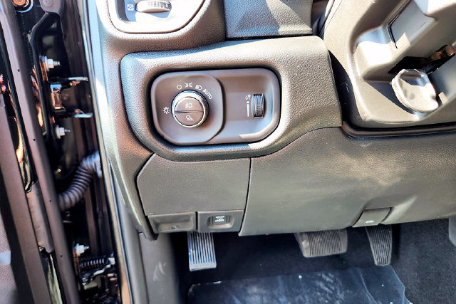 New 2027 RAM 2500 Tradesman AWD/4WD image 23