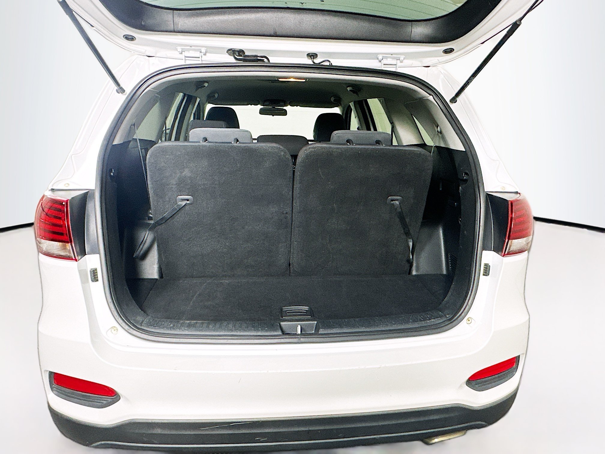 Used 2019 Kia Sorento L FWD image 26