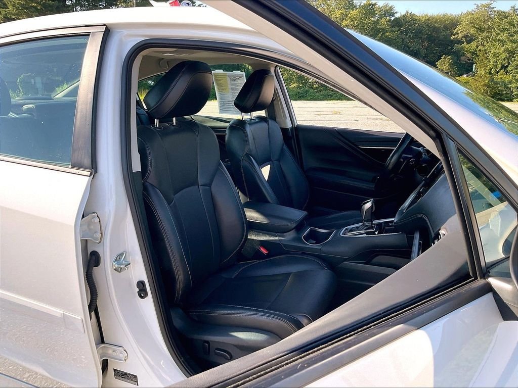 Used 2025 Subaru Legacy Limited AWD/4WD image 11