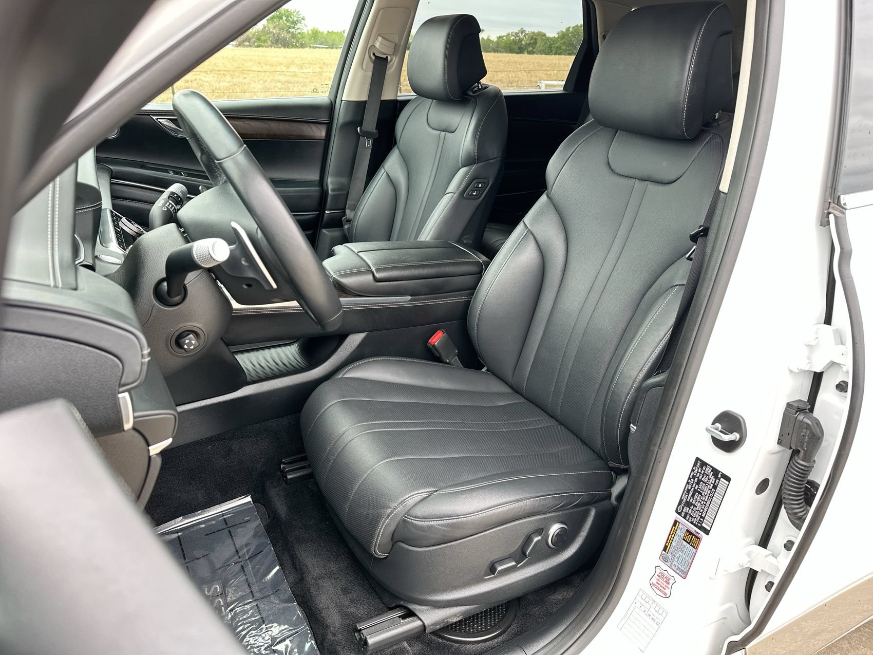 Used 2024 Genesis GV80 2.5T AWD/4WD image 11