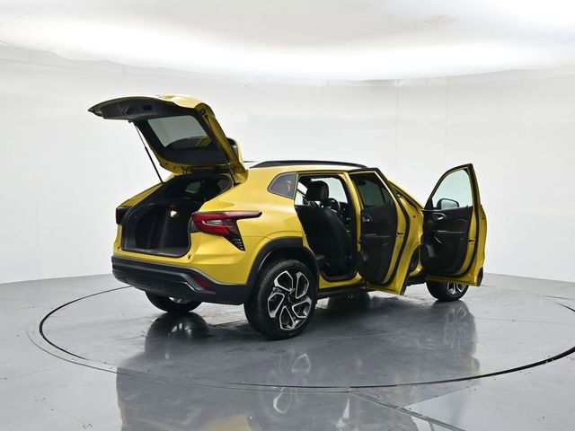 Used 2025 Chevrolet Trax RS w/ Driver Confidence Package image 47