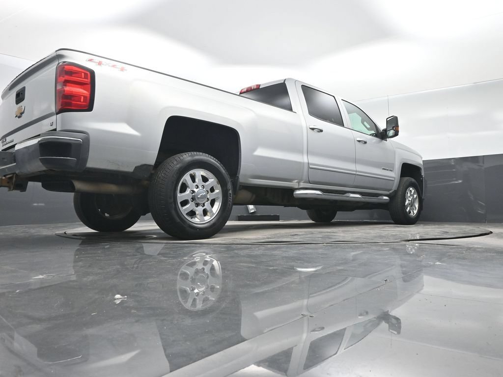 Used 2015 Chevrolet Silverado 2500 LT w/ LT Convenience Package AWD/4WD image 31