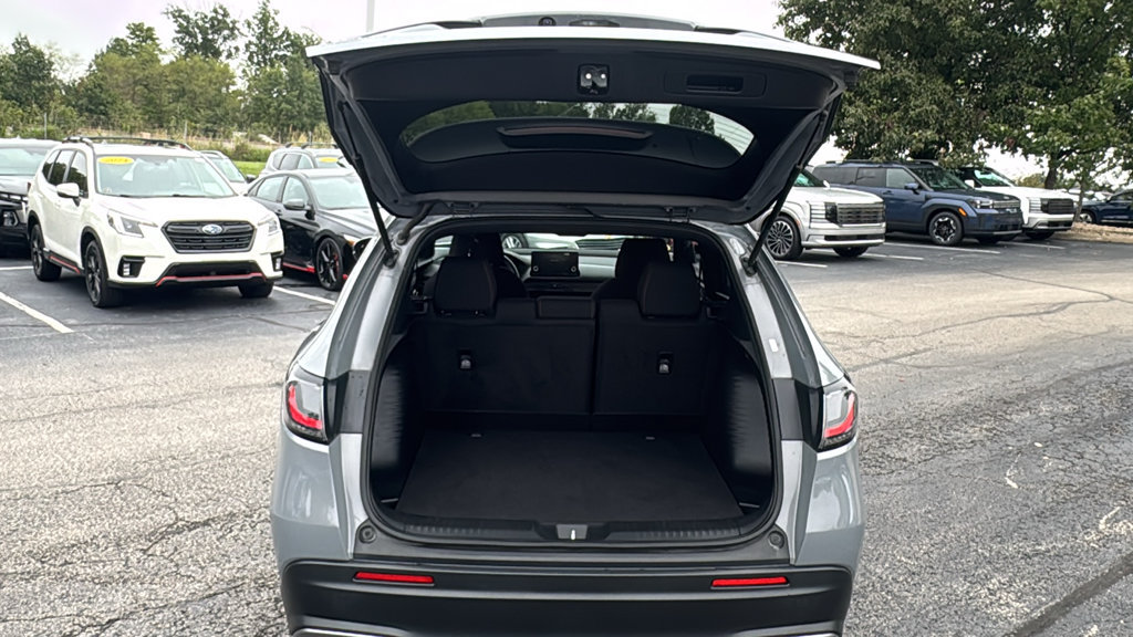 Used 2024 Honda HR-V Sport image 9