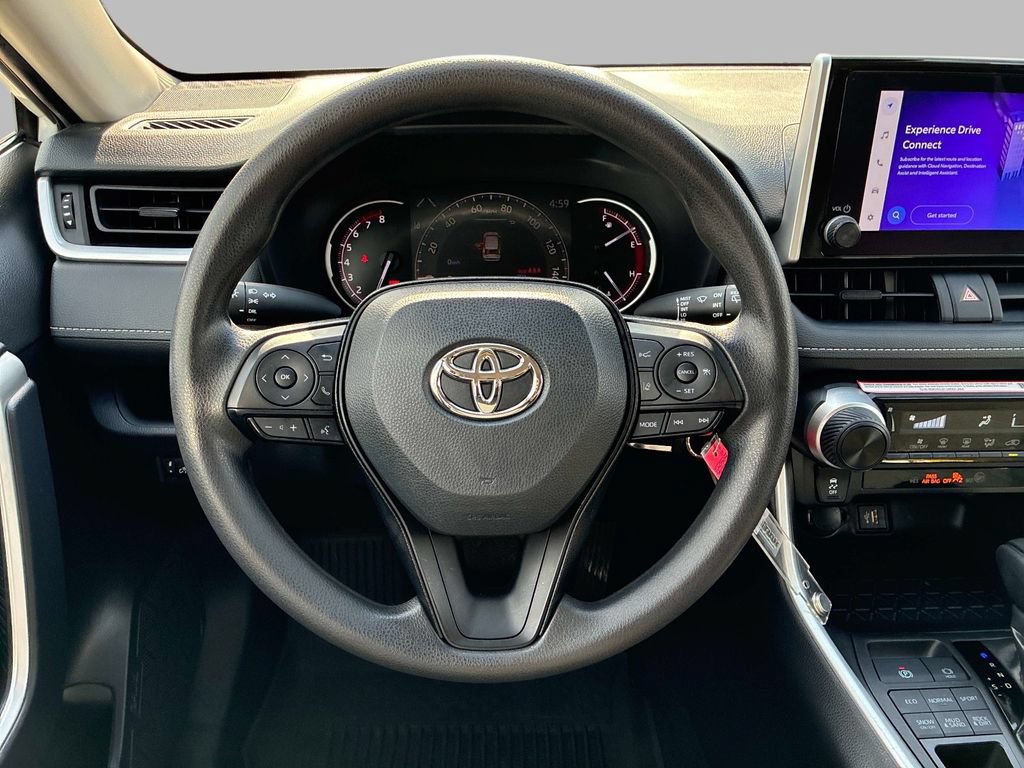 Used 2024 Toyota RAV4 LE AWD/4WD image 17