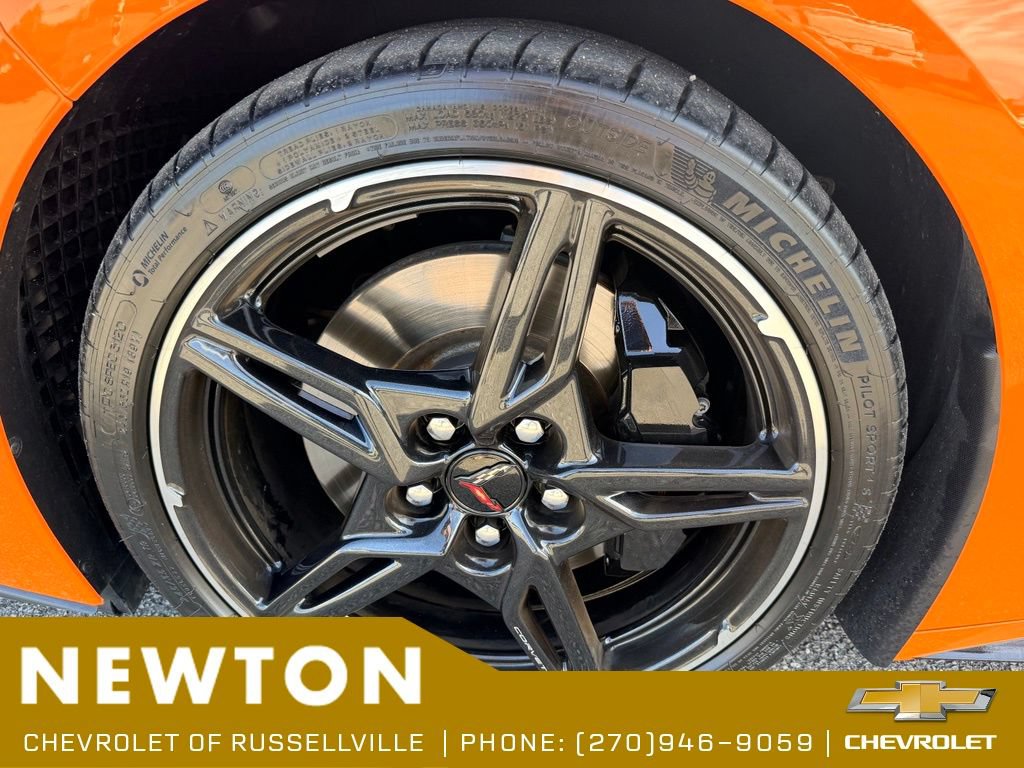 Used 2024 Chevrolet Corvette Stingray Preferred Conv w/ Z51 Performance Package RWD image 28