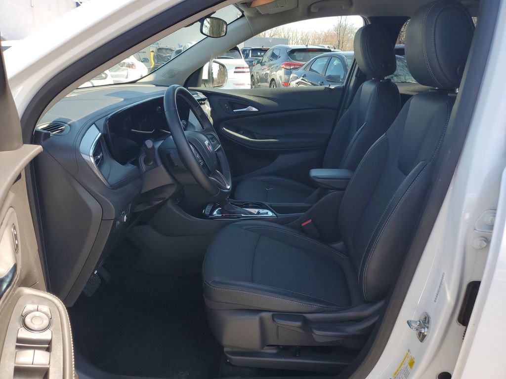 Used 2025 Buick Encore GX Preferred image 14