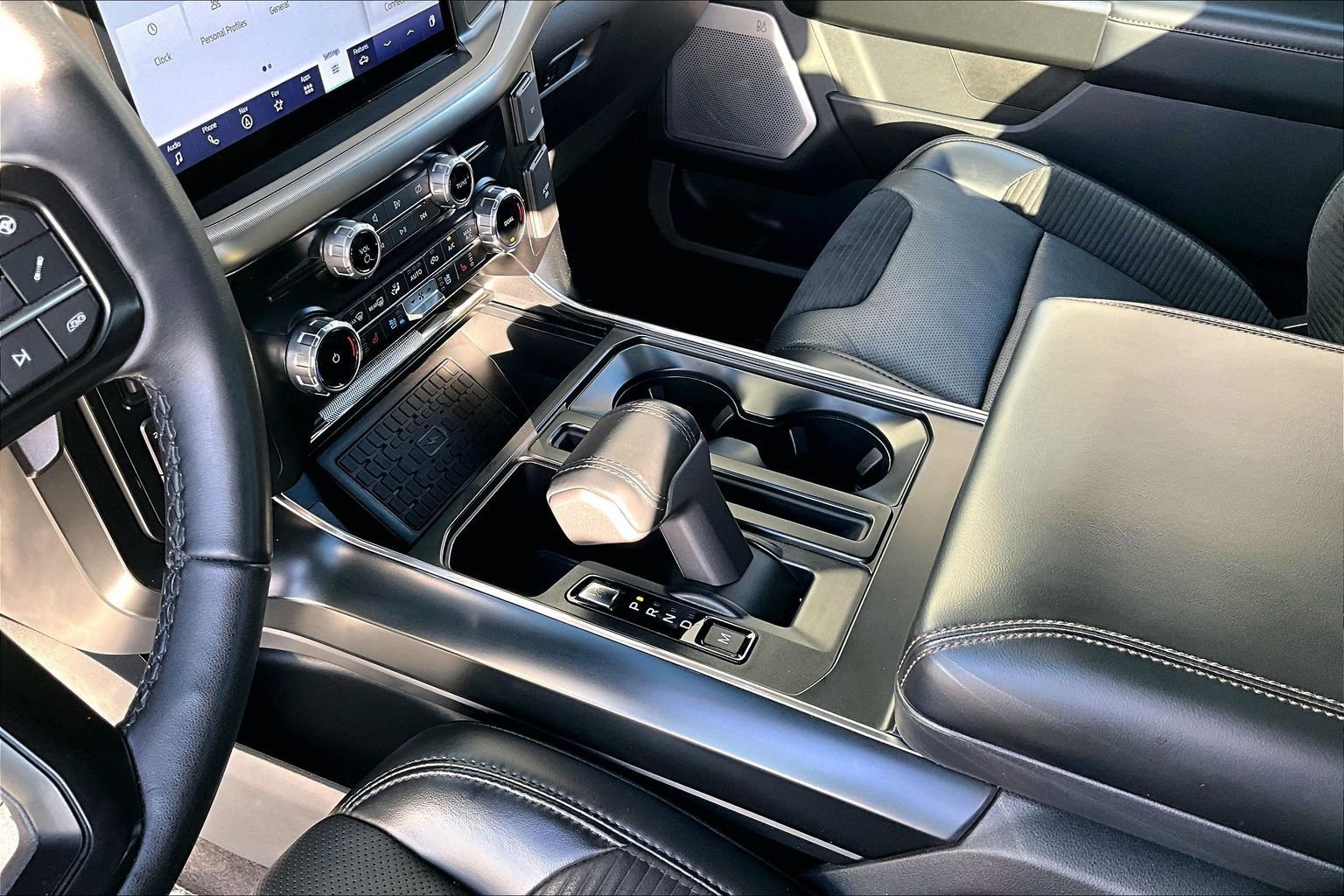 Used 2023 Ford F150 Raptor w/ Raptor Carbon Fiber Package image 17