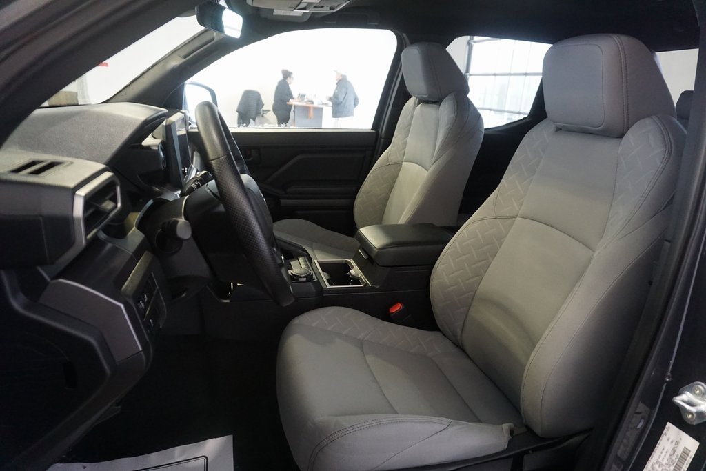 Used 2025 Toyota Tacoma SR5 image 16