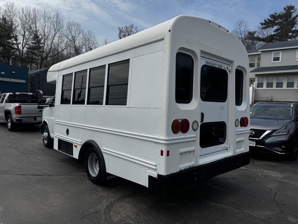 Used 2013 Chevrolet Express 3500 w/ School Bus Package RWD image 4
