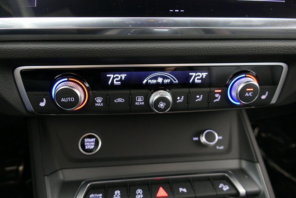 Certified 2025 Audi Q3 2.0T Premium Plus w/ Premium Plus Package image 21