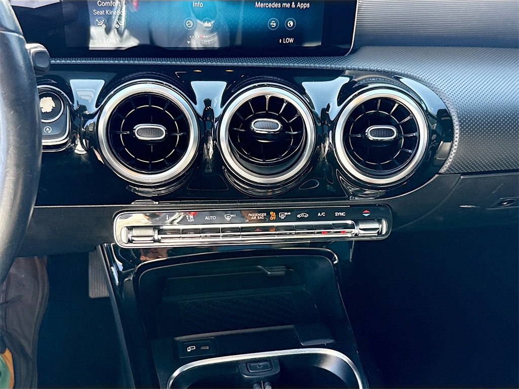 Used 2019 Mercedes-Benz A 220 4MATIC w/ Premium Package image 16