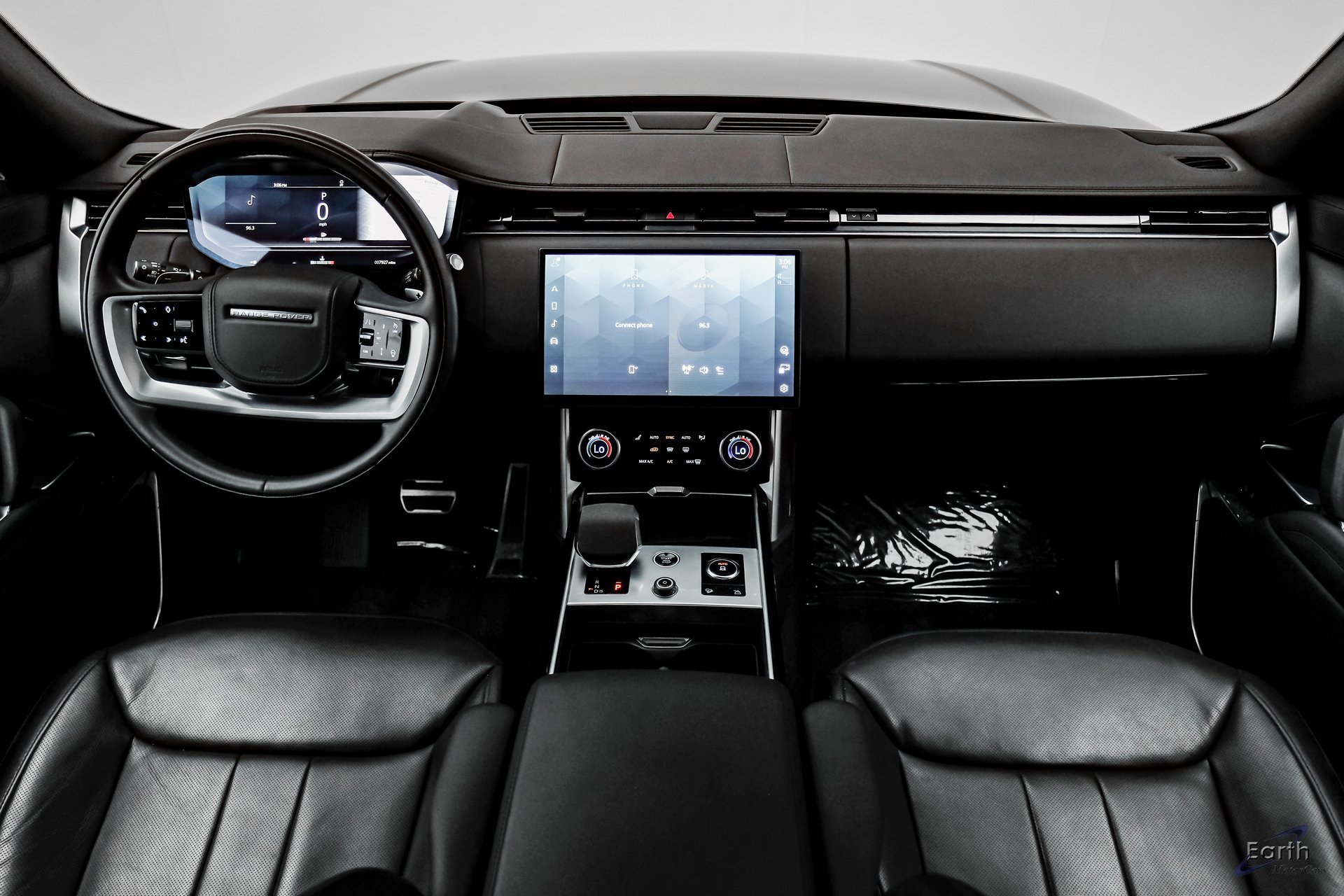 Used 2023 Land Rover Range Rover Autobiography image 32