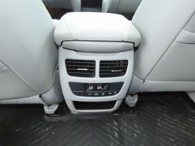 Used 2016 Acura MDX FWD image 21
