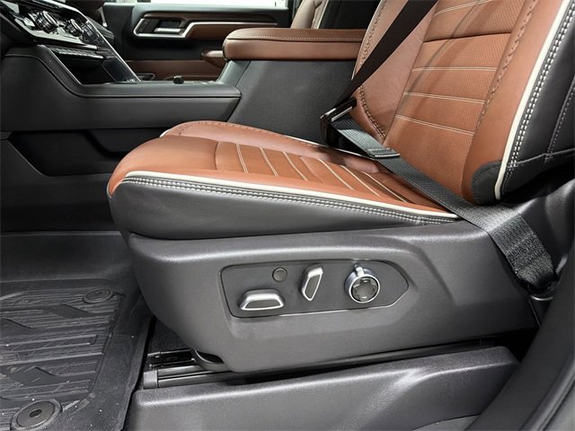 New 2026 GMC Sierra 3500 Denali Ultimate image 23