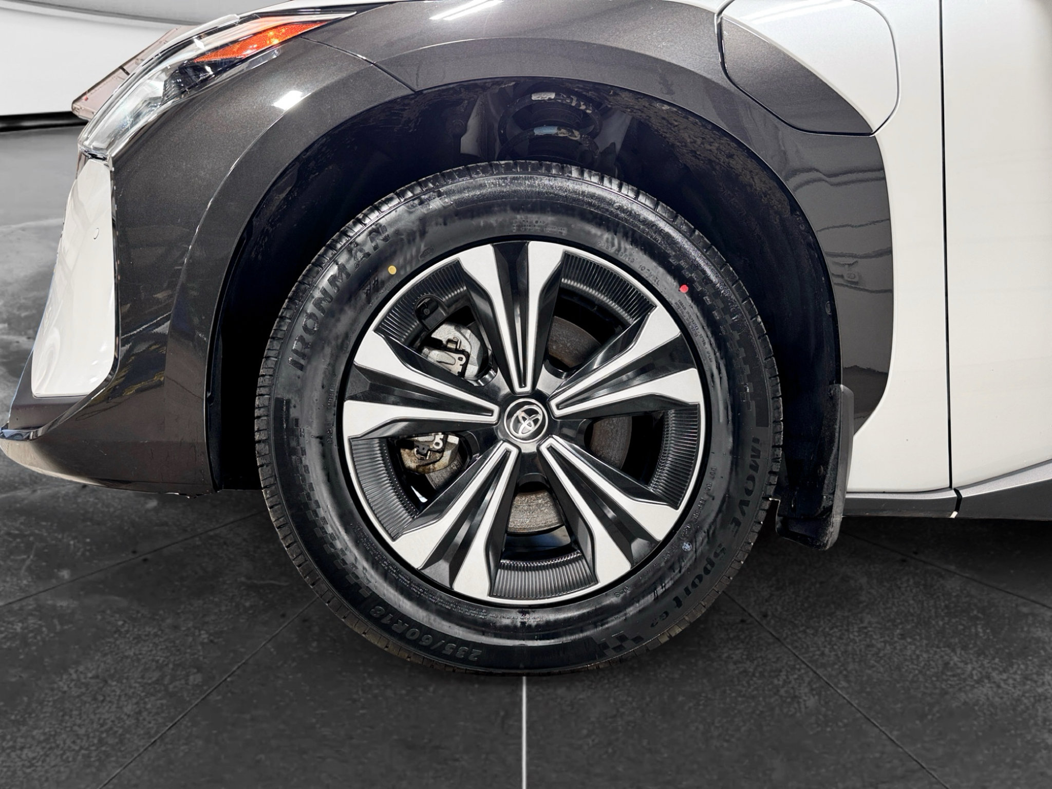Used 2024 Toyota bZ4X FWD w/ Weather Package image 26