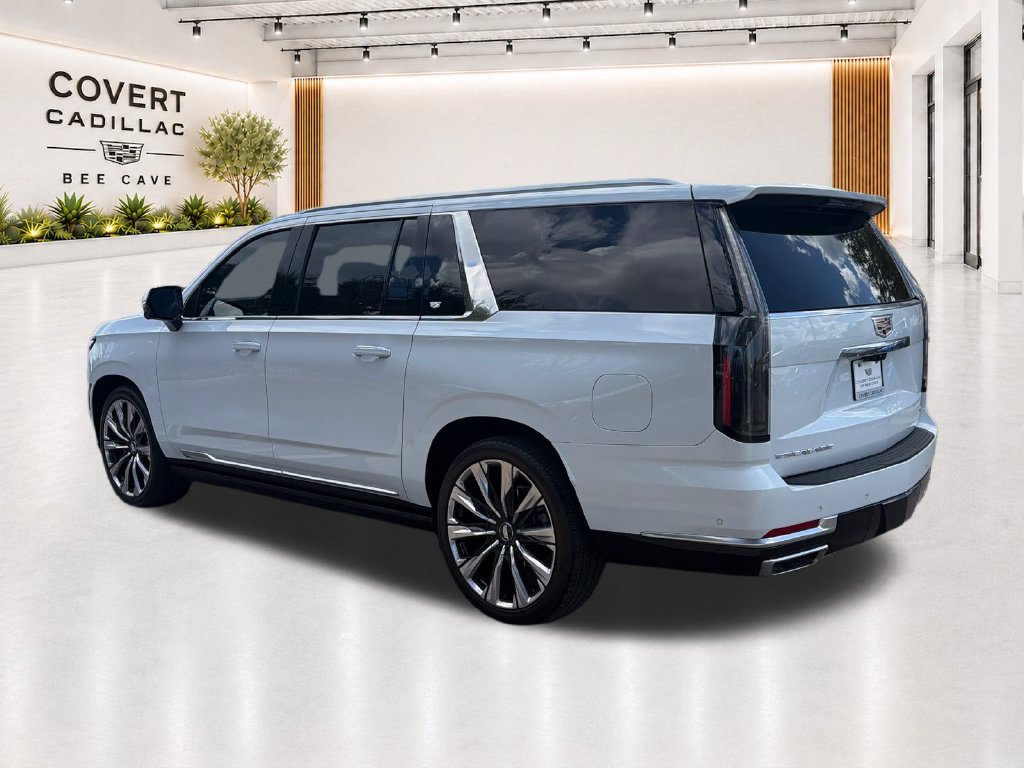 Used 2026 Cadillac Escalade ESV Luxury AWD/4WD image 11