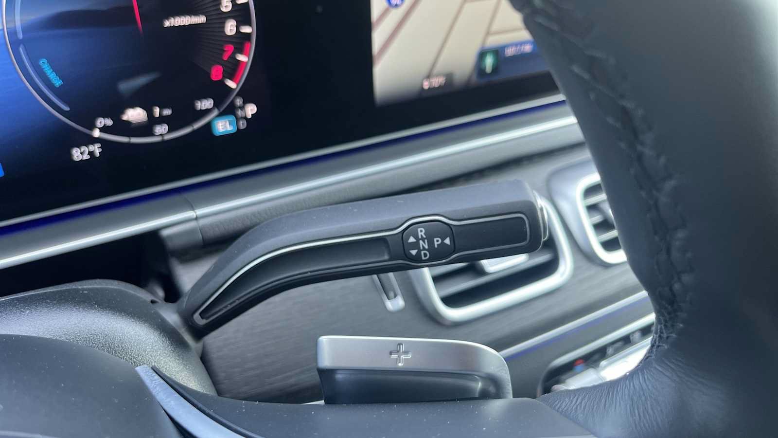 Certified 2025 Mercedes-Benz GLE 450e 4MATIC image 46