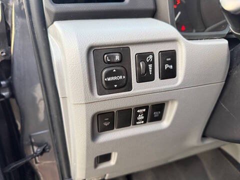 Used 2012 Toyota 4Runner SR5 w/ Convenience Pkg RWD image 16