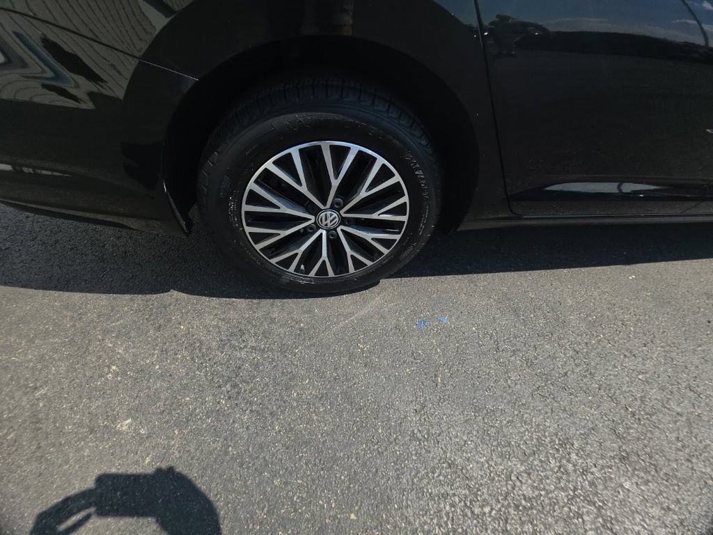 Used 2019 Volkswagen Jetta SE FWD image 9