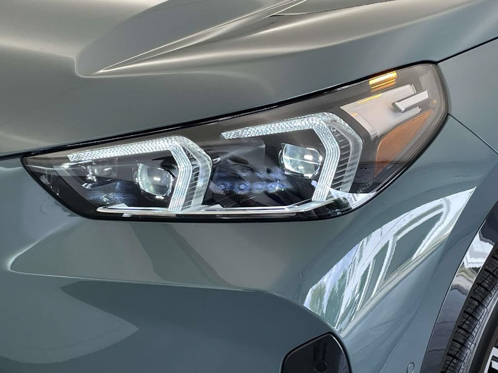New 2027 BMW X1 xDrive28i AWD/4WD image 9