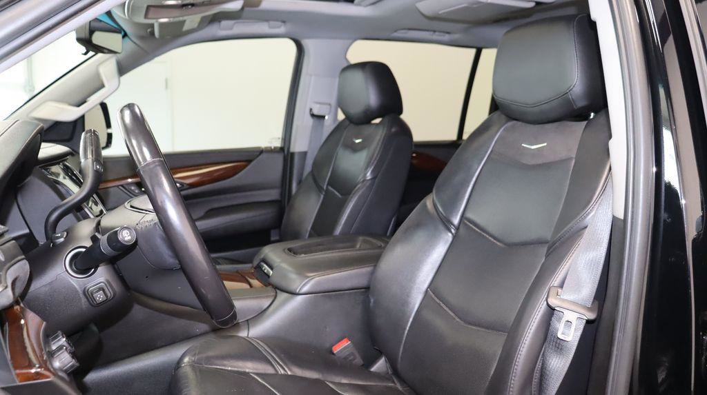 Used 2018 Cadillac Escalade ESV Premium Luxury AWD/4WD image 20