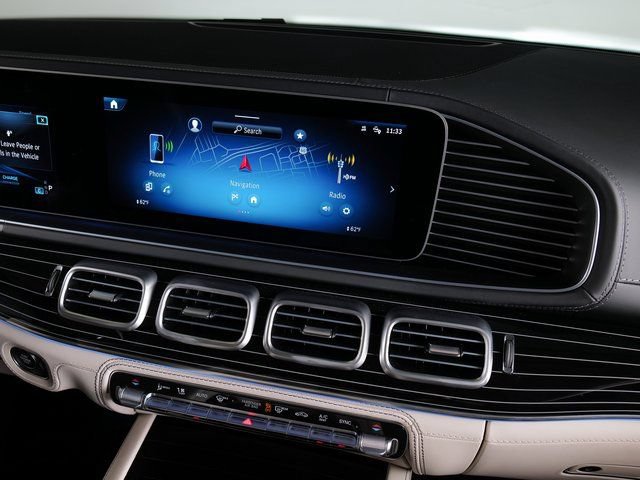 Used 2025 Mercedes-Benz GLE 53 AMG 4MATIC image 16