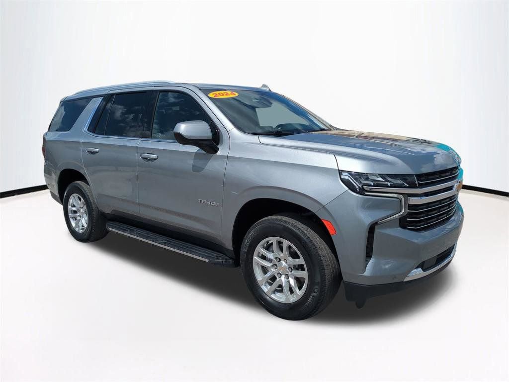 Used 2024 Chevrolet Tahoe LT RWD image 2