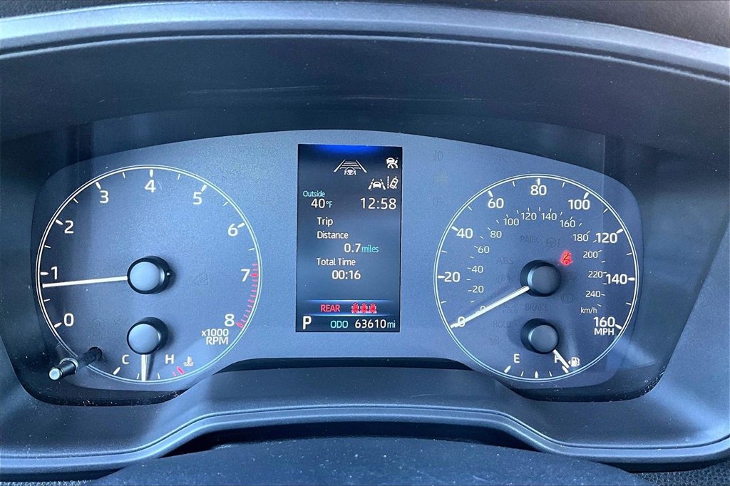 Used 2024 Toyota Corolla LE image 18